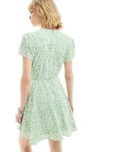 Glamorous V Neck Tie Waist Short Sleeve Mini Tea Dress In Green Daisy For Women -Glamorous Shop 205965996 4