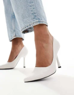 Glamorous Pointed High Heeled Court Shoes In White For Women