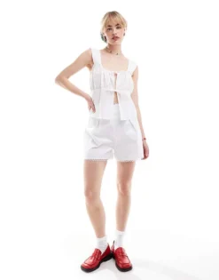 Glamorous High-waist Lace Edge Shorts In White For Women -Glamorous Shop 206681065 1 white 1