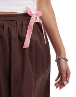 Glamorous A Line Skirt In Brown With Pink Velvet Bow Ties For Women -Glamorous Shop 206699467 3