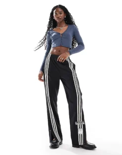 Glamorous Cable Knit Crop Fitted Cardigan In Navy For Women