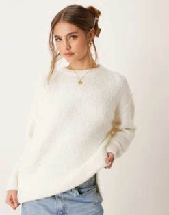 Glamorous Oversized Cosy Knit Jumper In Off White For Women Cream