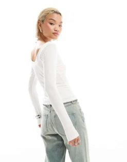 Glamorous V Neck Ribbed Long Sleeve Top In White For Women -Glamorous Shop 206794573 4