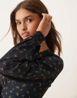 Glamorous V Neck Maxi Dress In Pink Ditsy Floral For Women Navy/pink Rose -Glamorous Shop 207162751 3