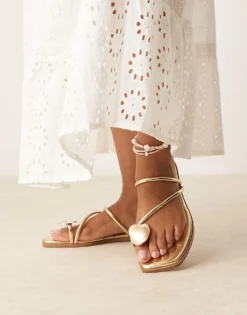 Glamorous Toe Thong Flat Sandals In Gold For Women -Glamorous Shop 207530508 1 gold 1