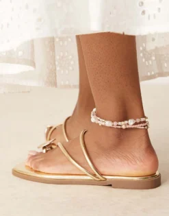 Glamorous Toe Thong Flat Sandals In Gold For Women -Glamorous Shop 207530508 4