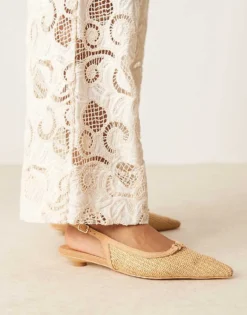 Glamorous Slingback Low Heeled Shoes In Natural Raffia For Women